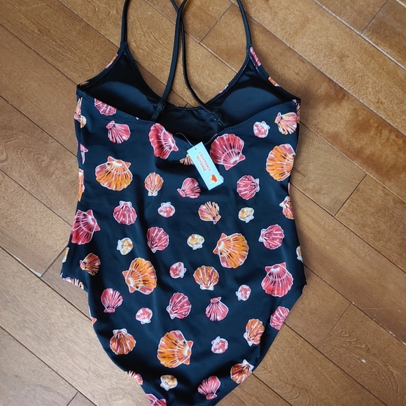 NWT Joe Fresh shell print one piece swim suit size medium - Picture 2 of 4